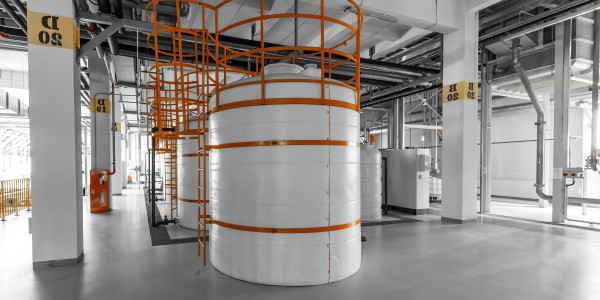 Caldereros · Calderería · Calderas · Tolvas · Cisternas · Depósitos Utebo · Fabricación de Tolvas