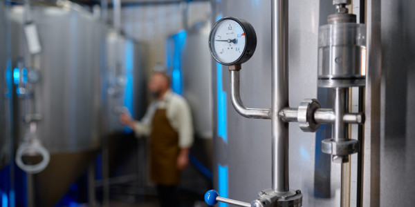 Caldereros · Calderería · Calderas · Tolvas · Cisternas · Depósitos Utebo · Soldadura TIG, MIG y por Arco Eléctrico