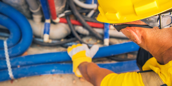 Electricistas Industriales · Instaladores Alta / Baja Tensión La Almunia de Doña Godina · Revisión y mantenimiento de cuadros eléctricos y sistemas de control